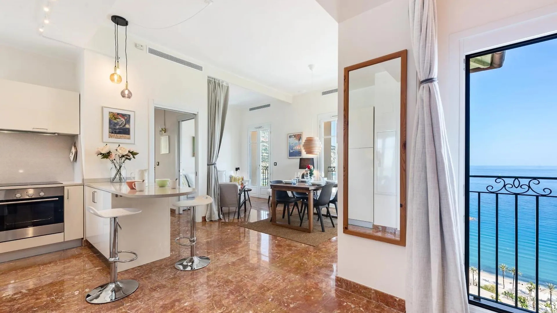 Appartement Maison Garavan - Somptueux 2 Pieces - Vue Mer - Menton